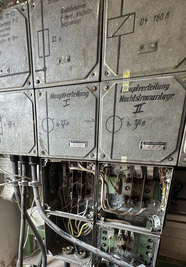 alte-verteiler-elektro-pfennig-hoyerswerda-elektroinstallation-2025-1